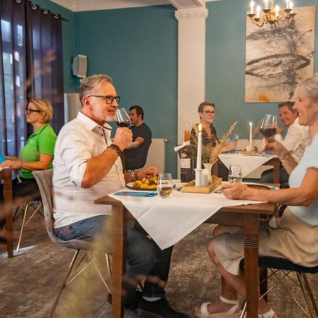 Seehotel Grossraeschen Exteriör bild