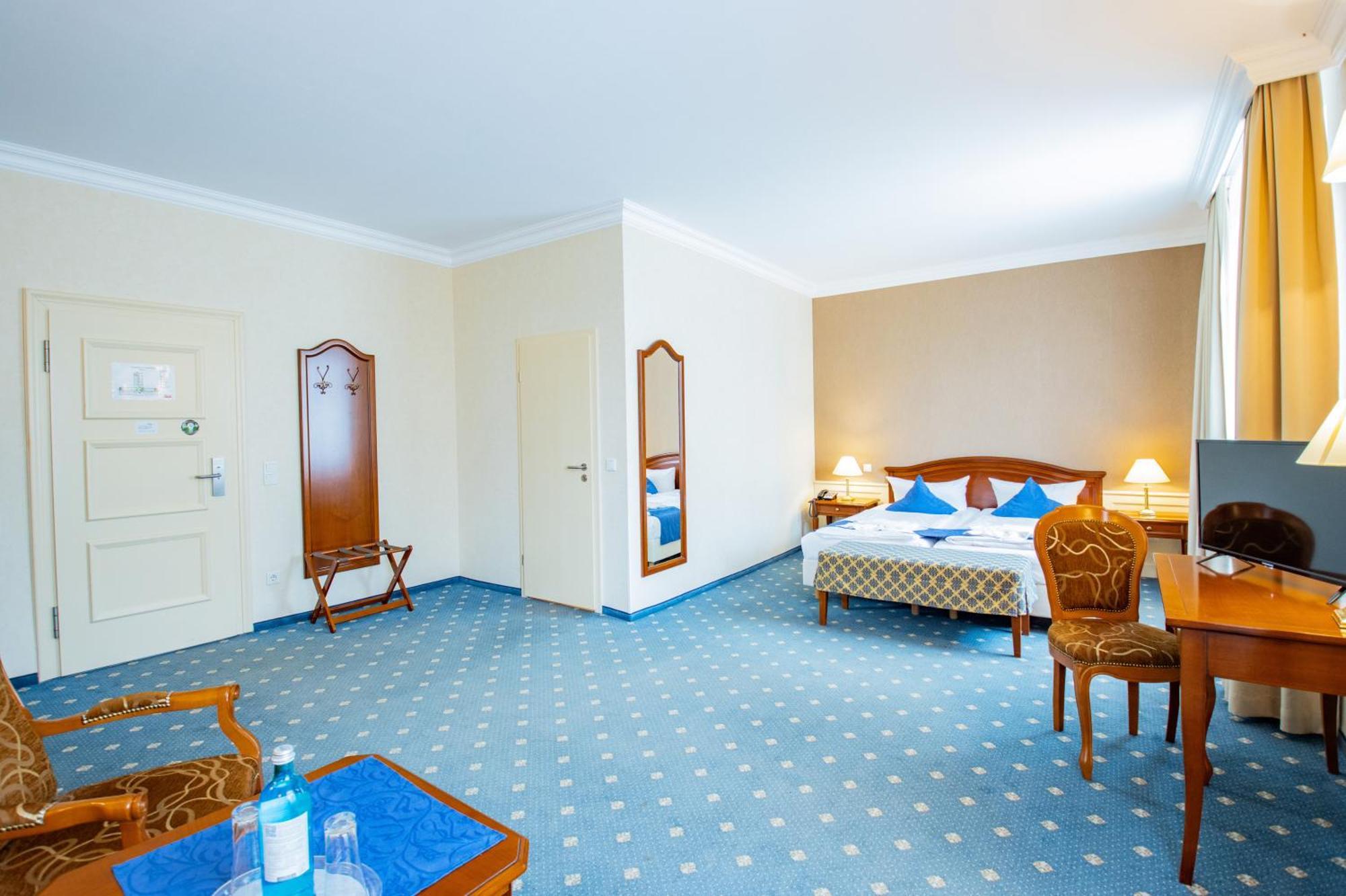 Seehotel Grossraeschen Exteriör bild