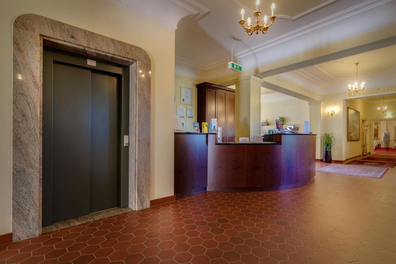 Seehotel Grossraeschen Exteriör bild